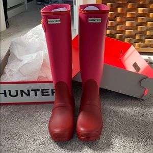 Brand New Hunter Boots !